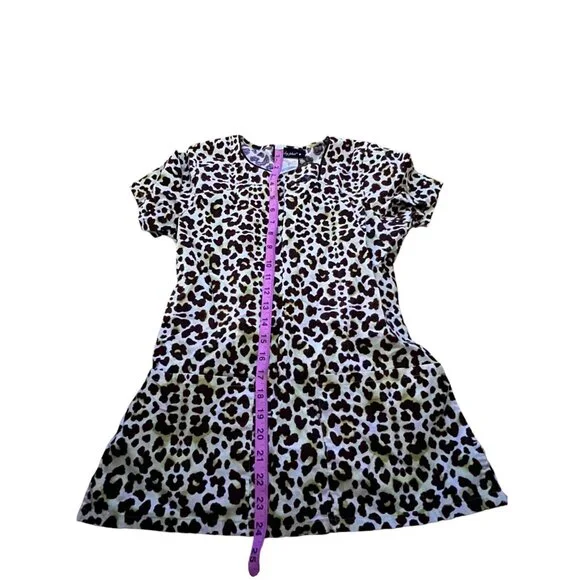 Leopard Print Baby Phat Women's Scrub Top Size S - Picture 4 of 6